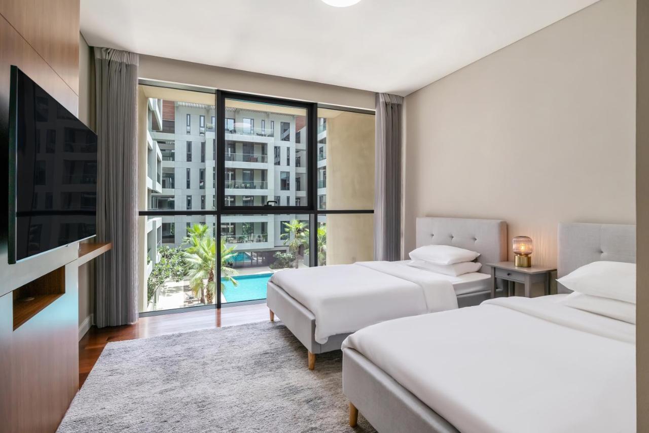 Fam Living - Walk - Luxe Interiors Appartement Dubai